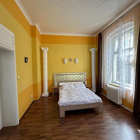 Schloss Ambras Mariánské Lázně Exteriör bild